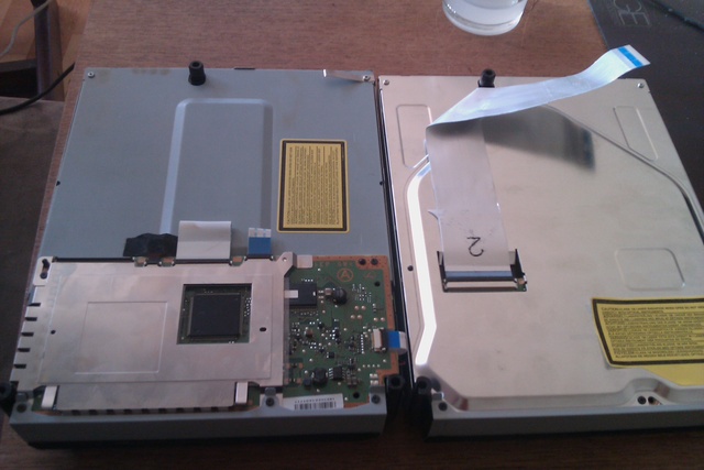 Nome: ps3drives.jpg
Visite: 108
Dimensione: 88.5 KB