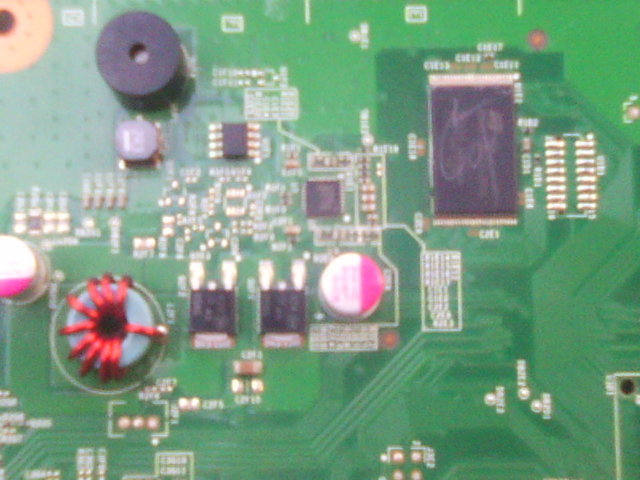 XBOX 360 Slim Corona, Si avvia, led rosso lampeggiante, ventola al massimo e poi si spegne-img00019-fileminimizer-.jpg