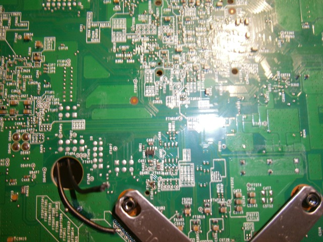 [RISOLTO] Punto Alternativo Trinity slim CPU_RST-ft4r2-danneggiato.jpg