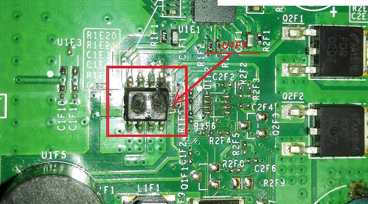 Ricerca componente U1F1 bruciato su Trinity.-chip2.jpg