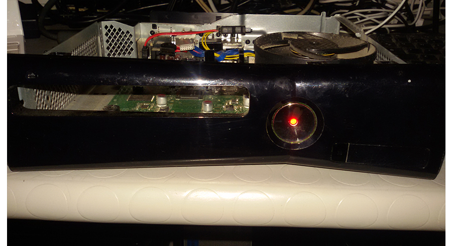 xbox slim led rosso ed errore E82-led-rossi.jpg