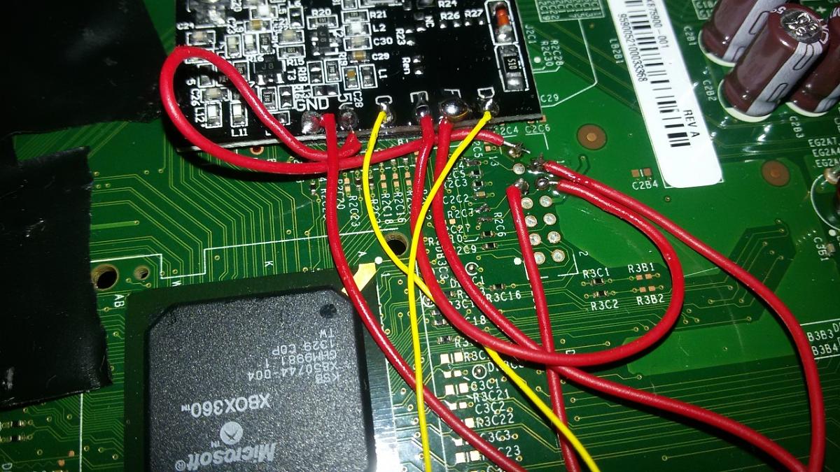 Xbox 360 e 4gb cerco aiuto-1.jpg